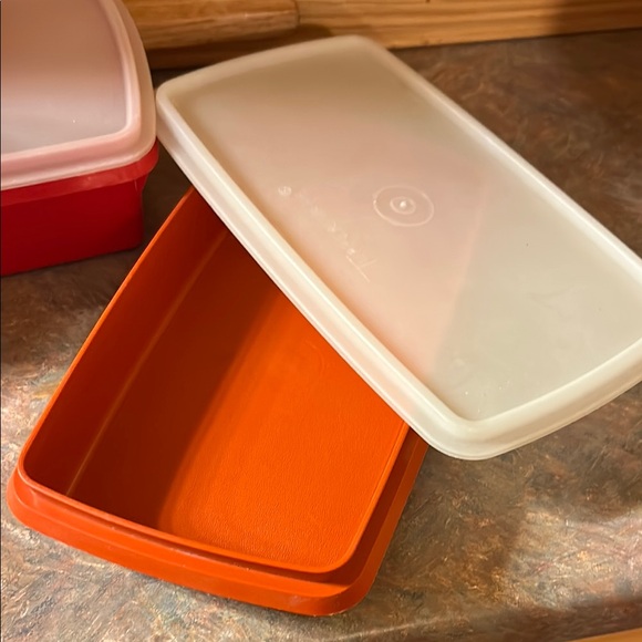 Tupperware pieces - Picture 8 of 8